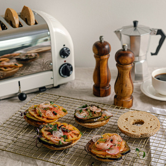 Recipe: Summer Seasons Heirloom Tomato Toasts